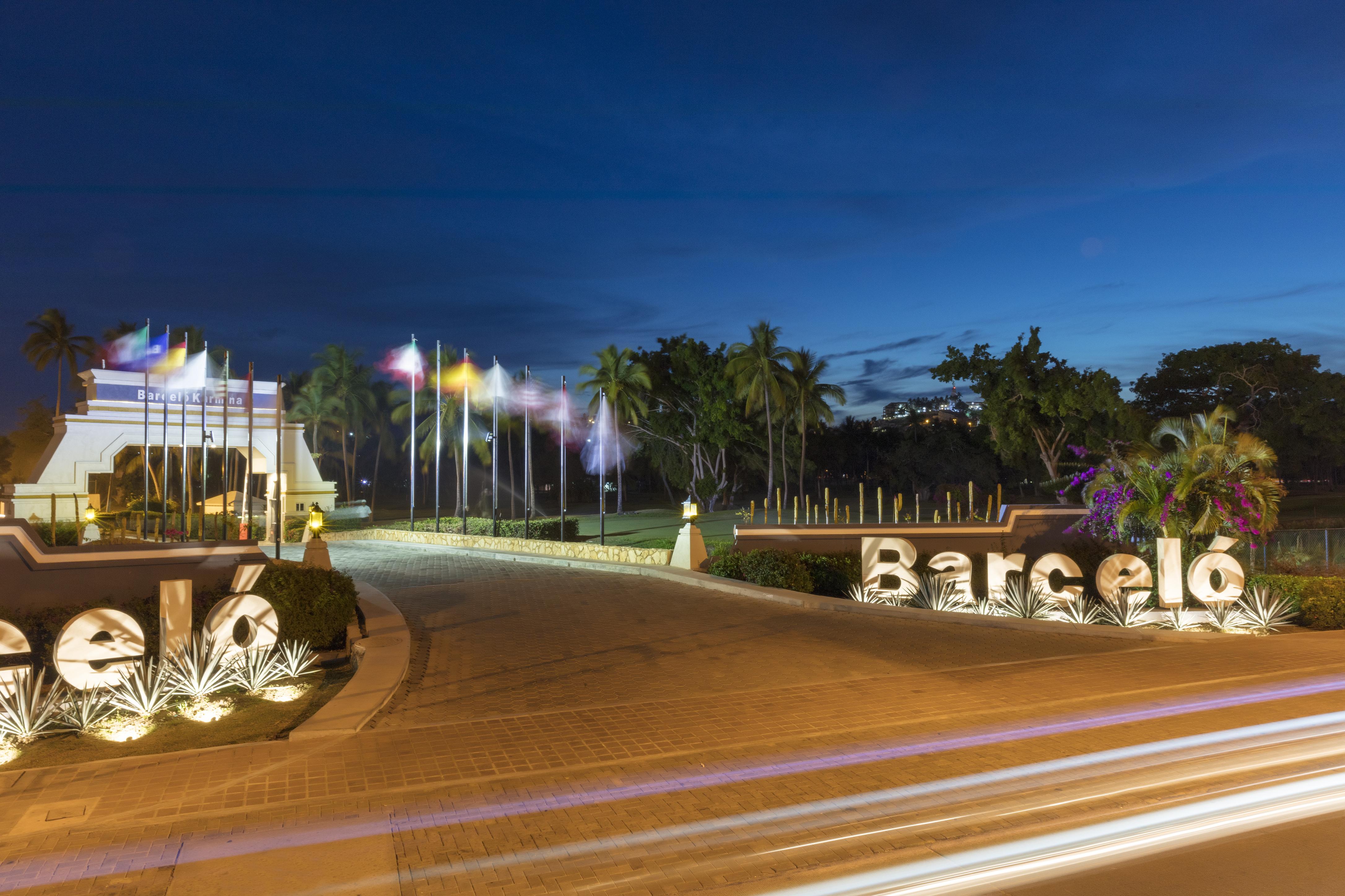 บาร์เซโล การ์มีนา - ออล อินคลูซีฟ Hotel มานซานิโญ ภายนอก รูปภาพ Entrance to the resort